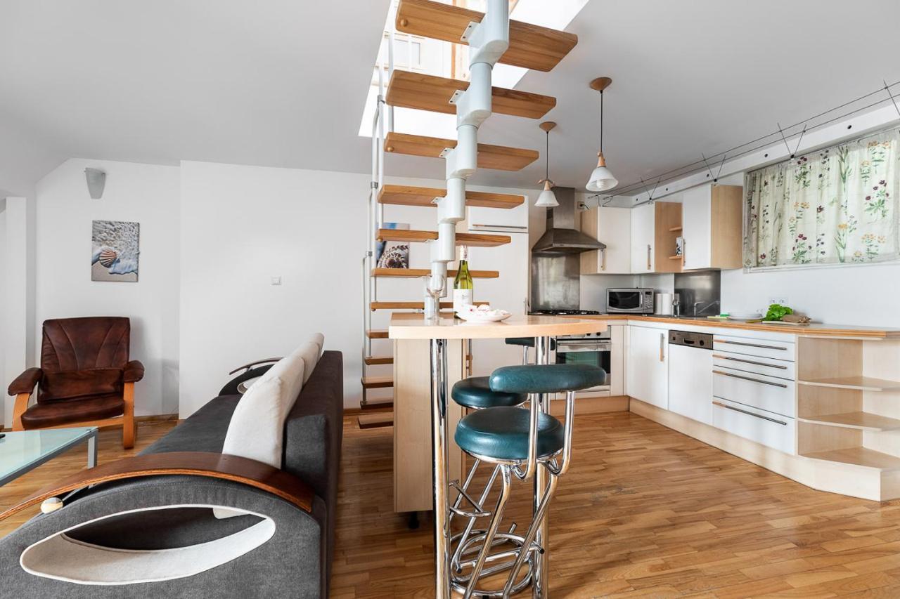 P&O Serviced Apartments Old Town Podwale Varsovie Extérieur photo